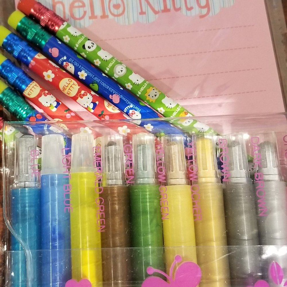 Hello Kitty Box - Picture 9 of 15